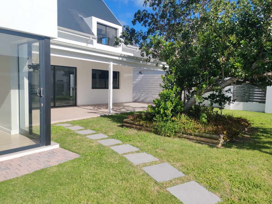To Let 3 Bedroom Property for Rent in St Francis Links Eastern Cape